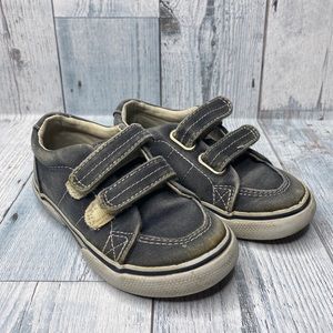 SPERRY TOP SIDER HALYARD KIDS SHOE - SIZE 8.5